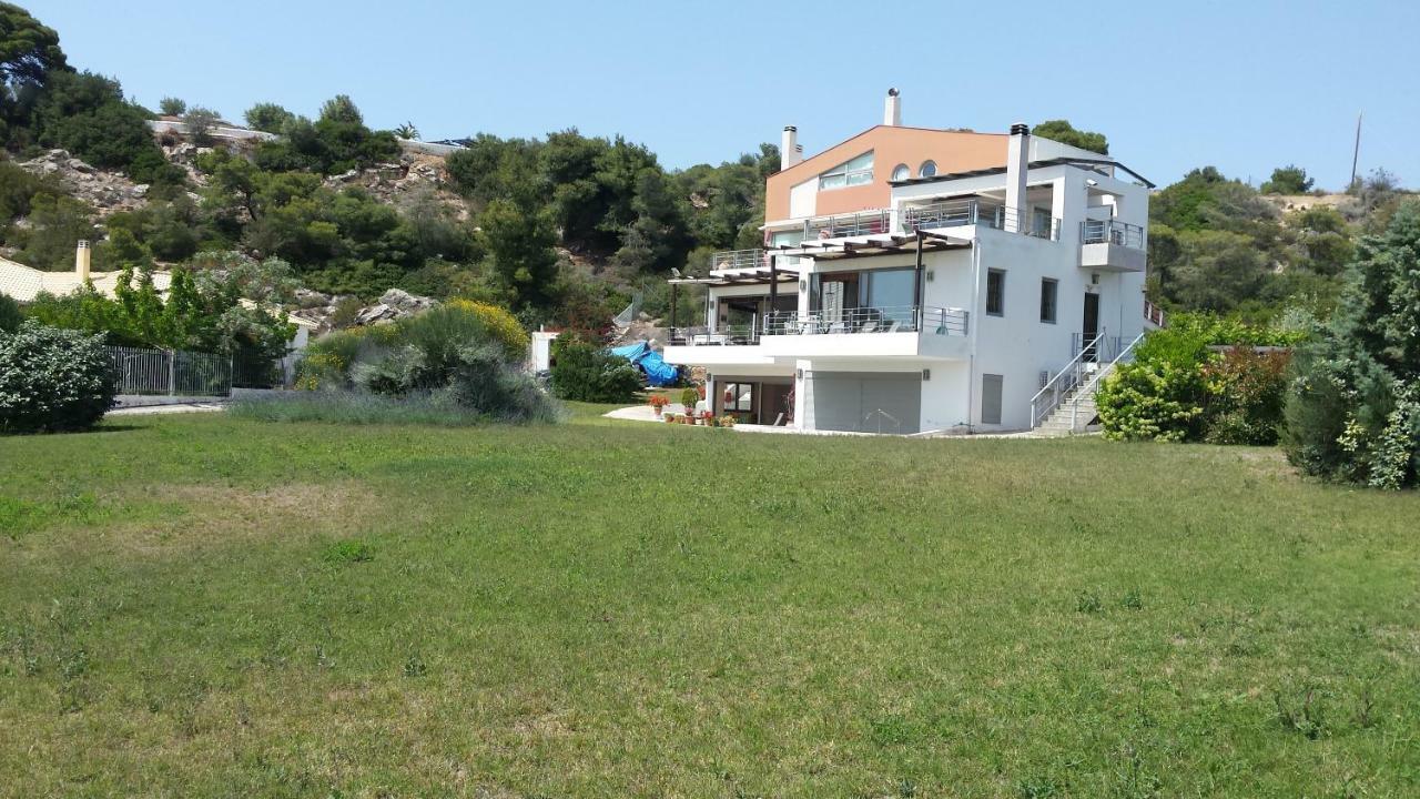 Beautiful House By The Sea,Loutraki Skaloma. Villa Exterior foto